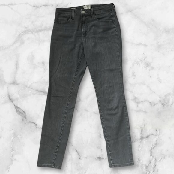 Universal Thread Goods Co. High Rise Skinny Jeans! - Picture 12 of 12